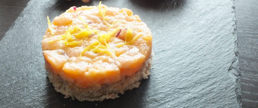Tartare di salmone allo zenzero
