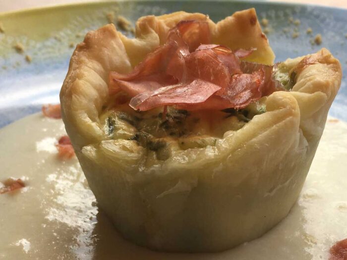 Sformatini alle cime di rapa con prosciutto crudo di Norcia