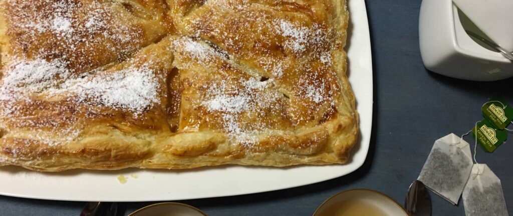 Torta di mele con pasta sfoglia