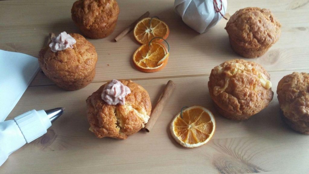 Muffin al formaggio con mousse di cotechino